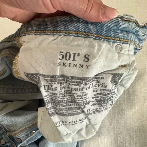 Levi 501 - Picture 4 of 5